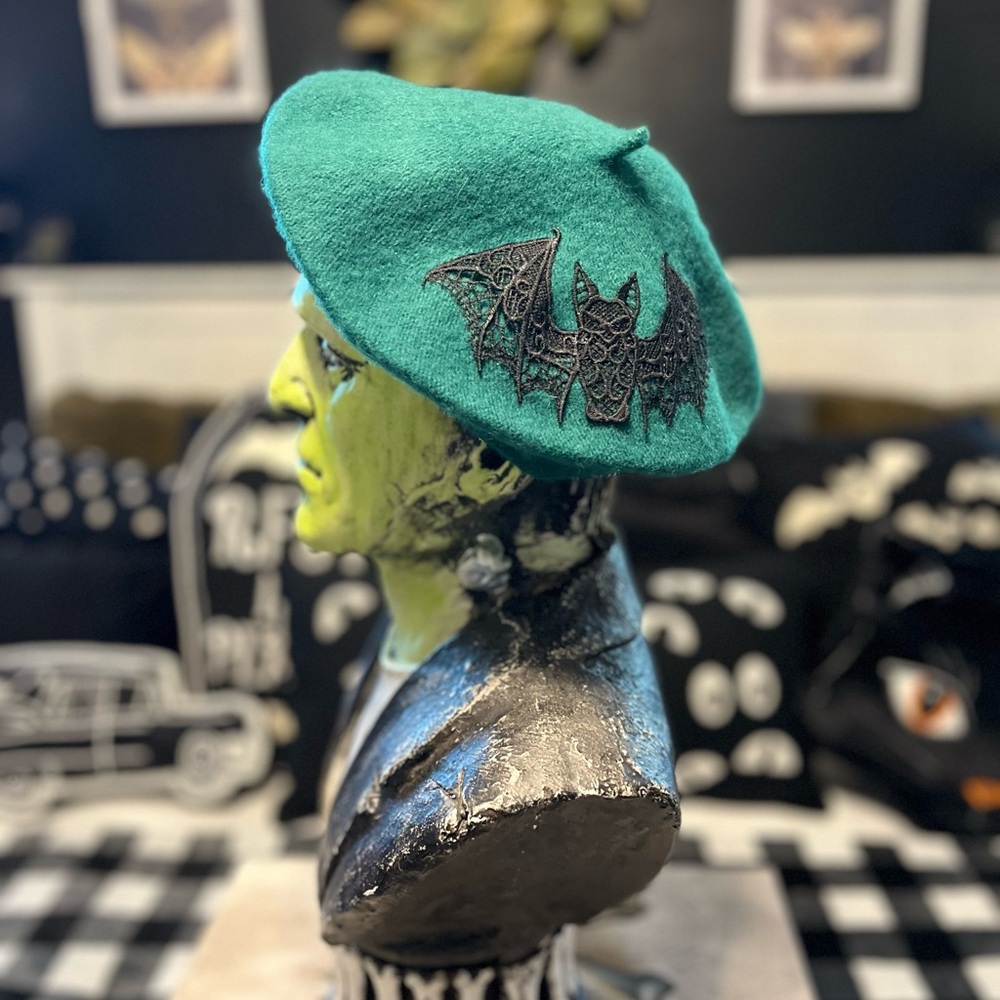 Vintage Inspired Gothic Beret, Green, Crochet Lace Black Bat